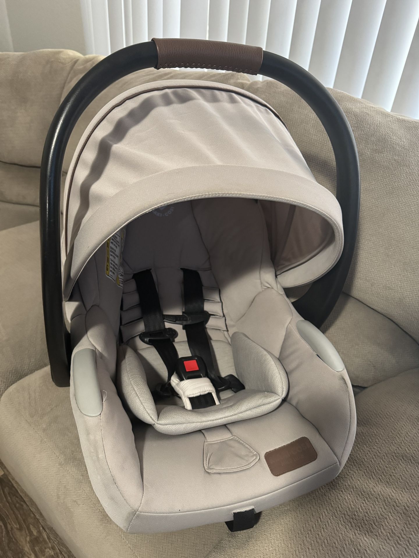 Maxi Cosi Newborn Car Seat