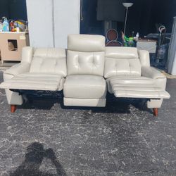 Malibu Leather Power Reclining Sofa with Power Headrests