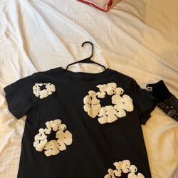 Sz M DENIM TEE