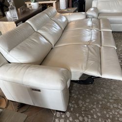 Natuzzi Couch And Love Seat Power Recliners Power headrest