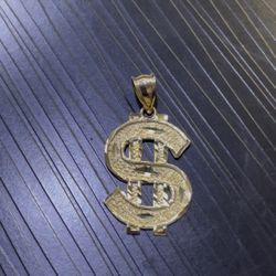 10k Money Sign Pendant 🥶