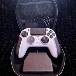 Nacon Revolution Pro 5