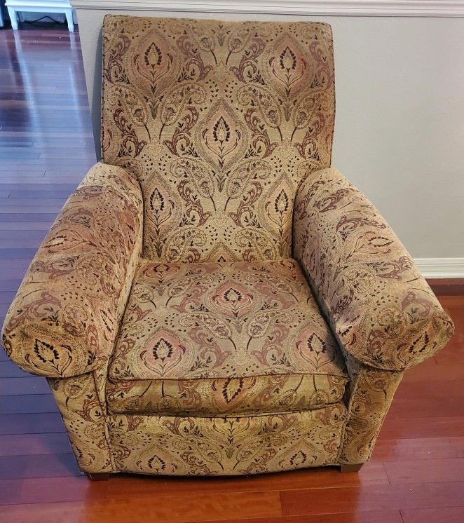 Ethan Allen Paisley Roll Arm Chair Excellent Condition!