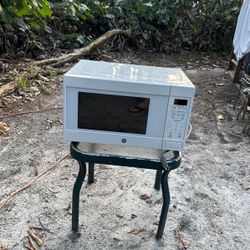 Used General Electric Microwave