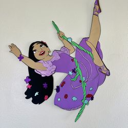 Isabela Cut Out  Encanto-Party decor