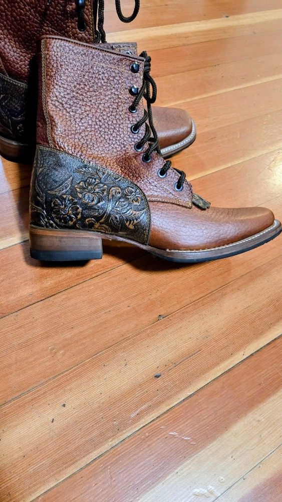 Women's leather boots.... only 1 time used... size 11 