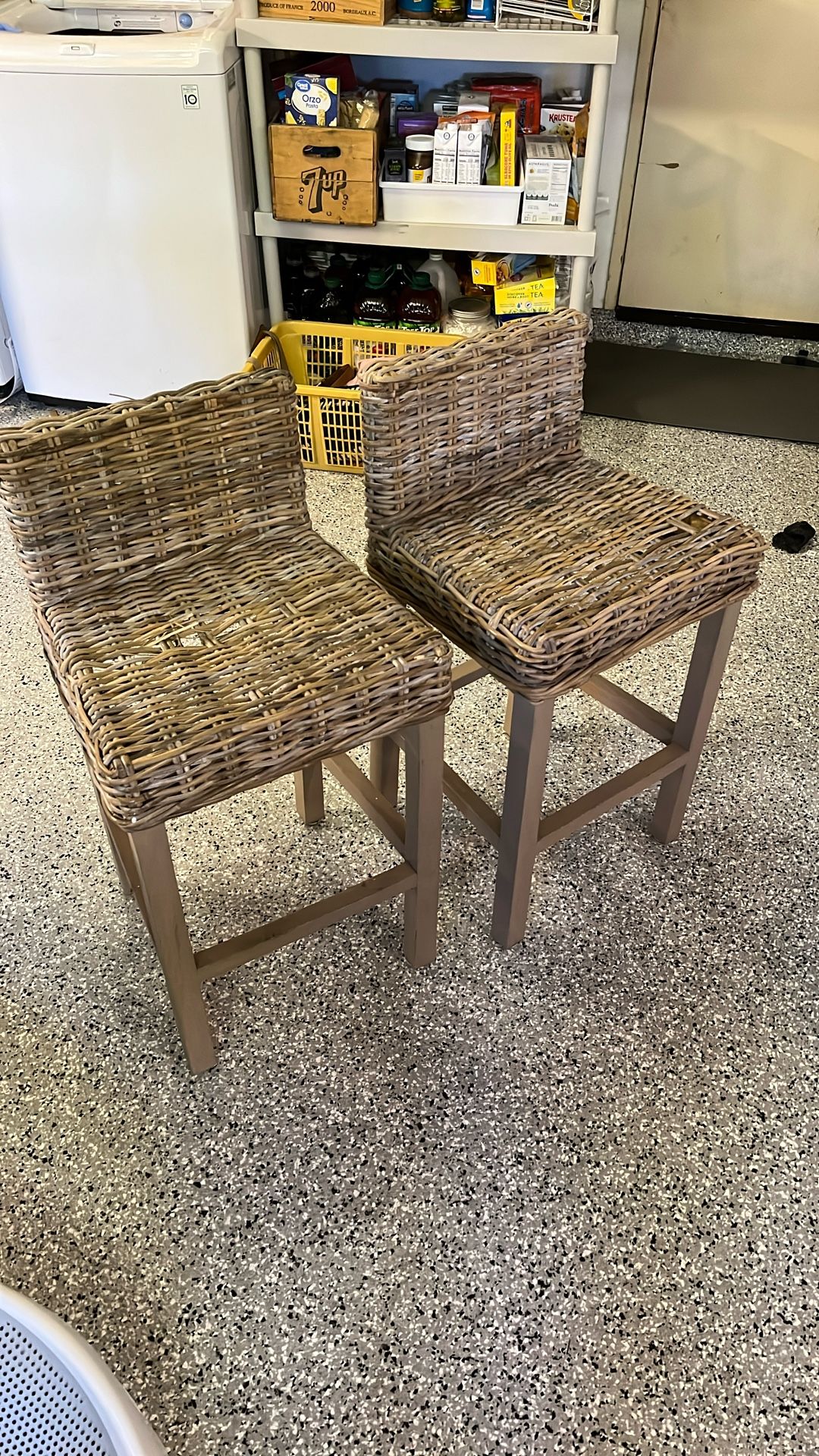2 Stools For Free 27”