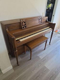 Free Upright Piano