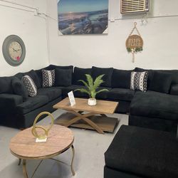 Black Soft Fabric 3 Piece Sectional ‼️new In Stock ‼️