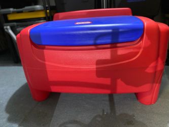 Kids toy chest large and spacious