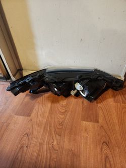 2018,2024 toyota camry lh headlight