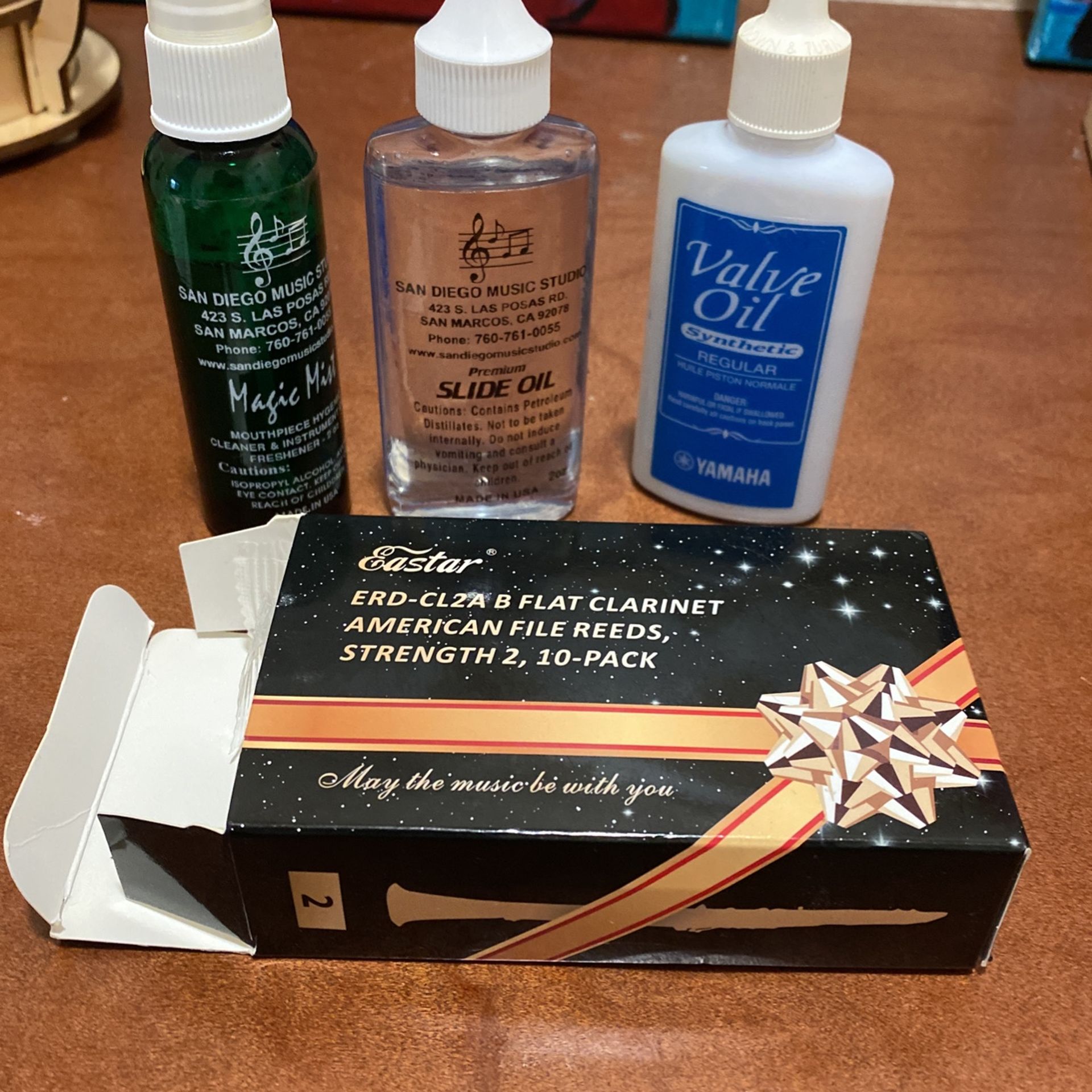 Brass Instrument Oil Kits And 7 Sealed Reeds