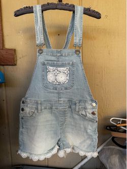 Overol Short de niña buen estado $5