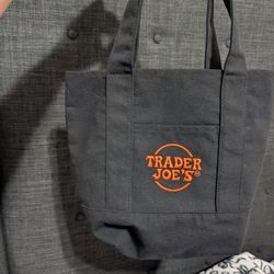 TRADER JOES SMALL TOTE 