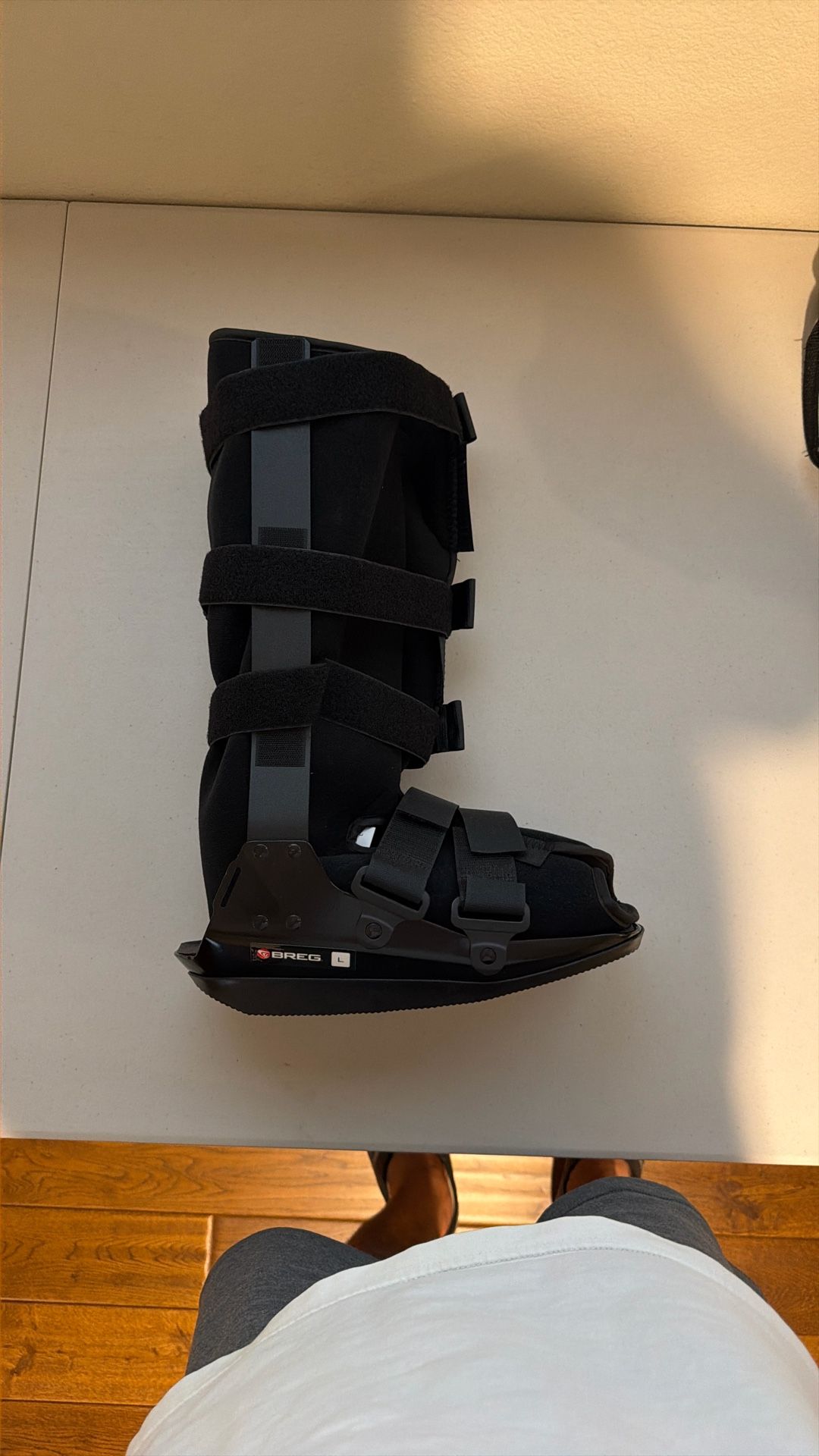 BREG FLATFORM PLUS WALKER BOOT 