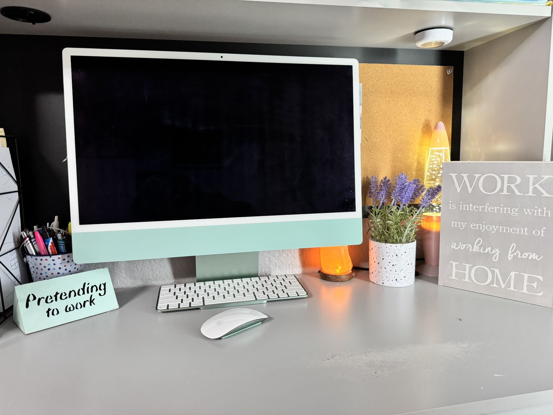 π» 24β Green Apple iMac (M1, 2021) β $950 (Like New, with Mouse & Keyboard)