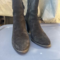 Beautiful Boots (Size 7.5) With Box