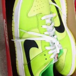 Nike Dunk Low SE Splash Volt Size 14