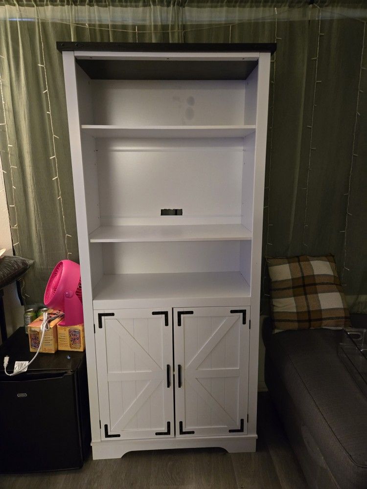 Farmhouse Pantry Cabinet - Storage