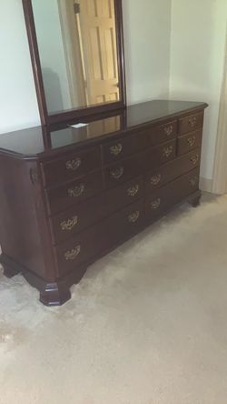 Ethan Allen dresser