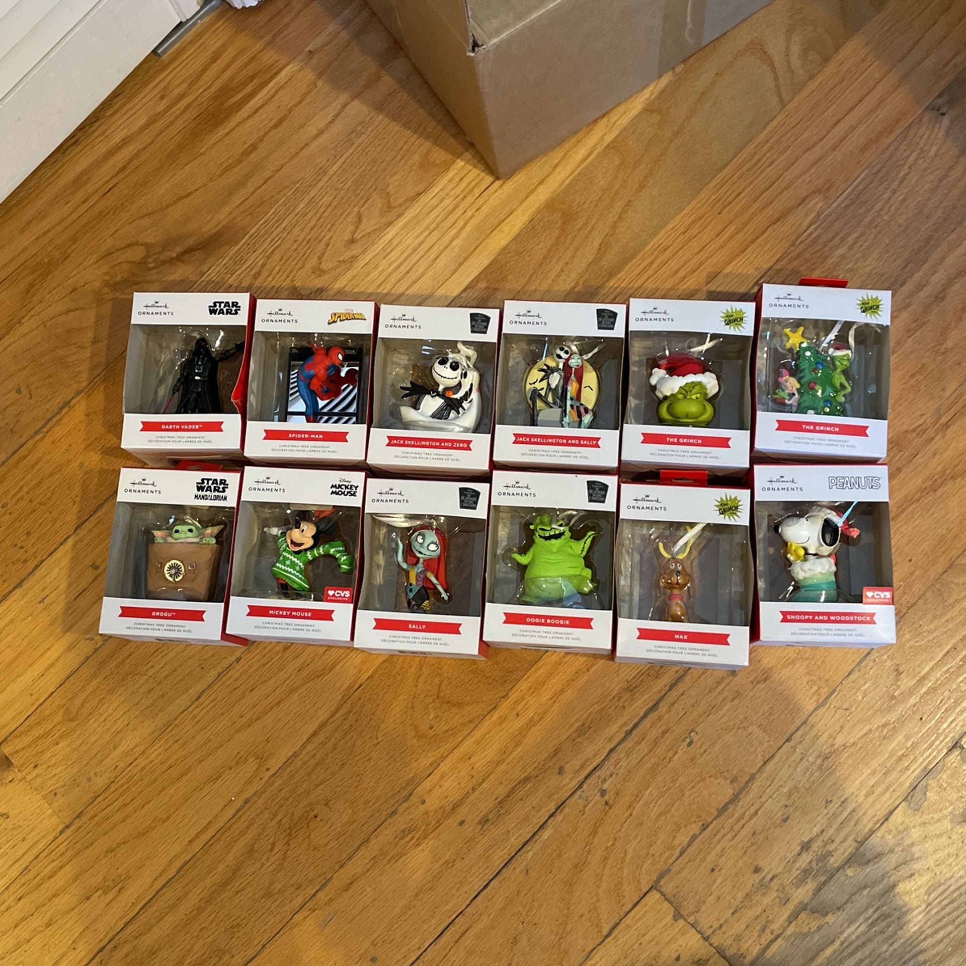 New Hallmark Ornaments Lot Grinch Star Wars Peanuts Etc