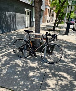 Vilano Shadow 3.0 Road Bike