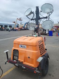Light Tower Towable 4-7KW Vert Mast