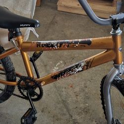 Kids HUFFY bike with Pads