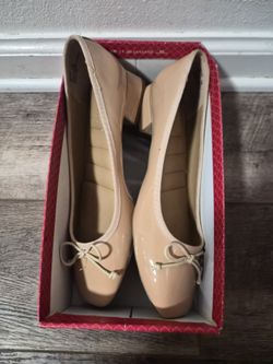 Woman Dress Shoes