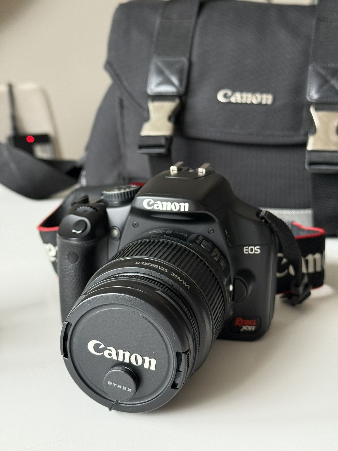 Canon EOS Rebel XSI / EOS 450 D