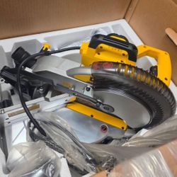DEWALT 15 Amp Corded 10 in. Compound Single Bevel Miter Saw