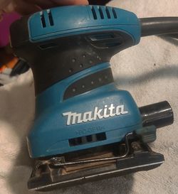 Makita 2A 1/4" Finish Sander