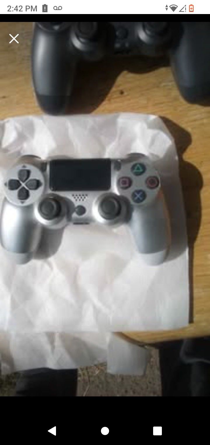 PS4 Controllers