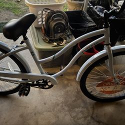 Cruiser Bike New