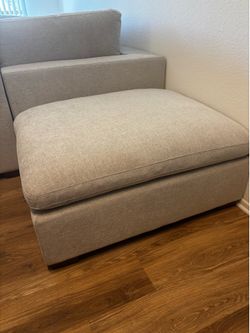 Ottoman, NEW - Thomasville Lowell (Costco)