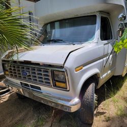Bus - 1990 Ford E-350 