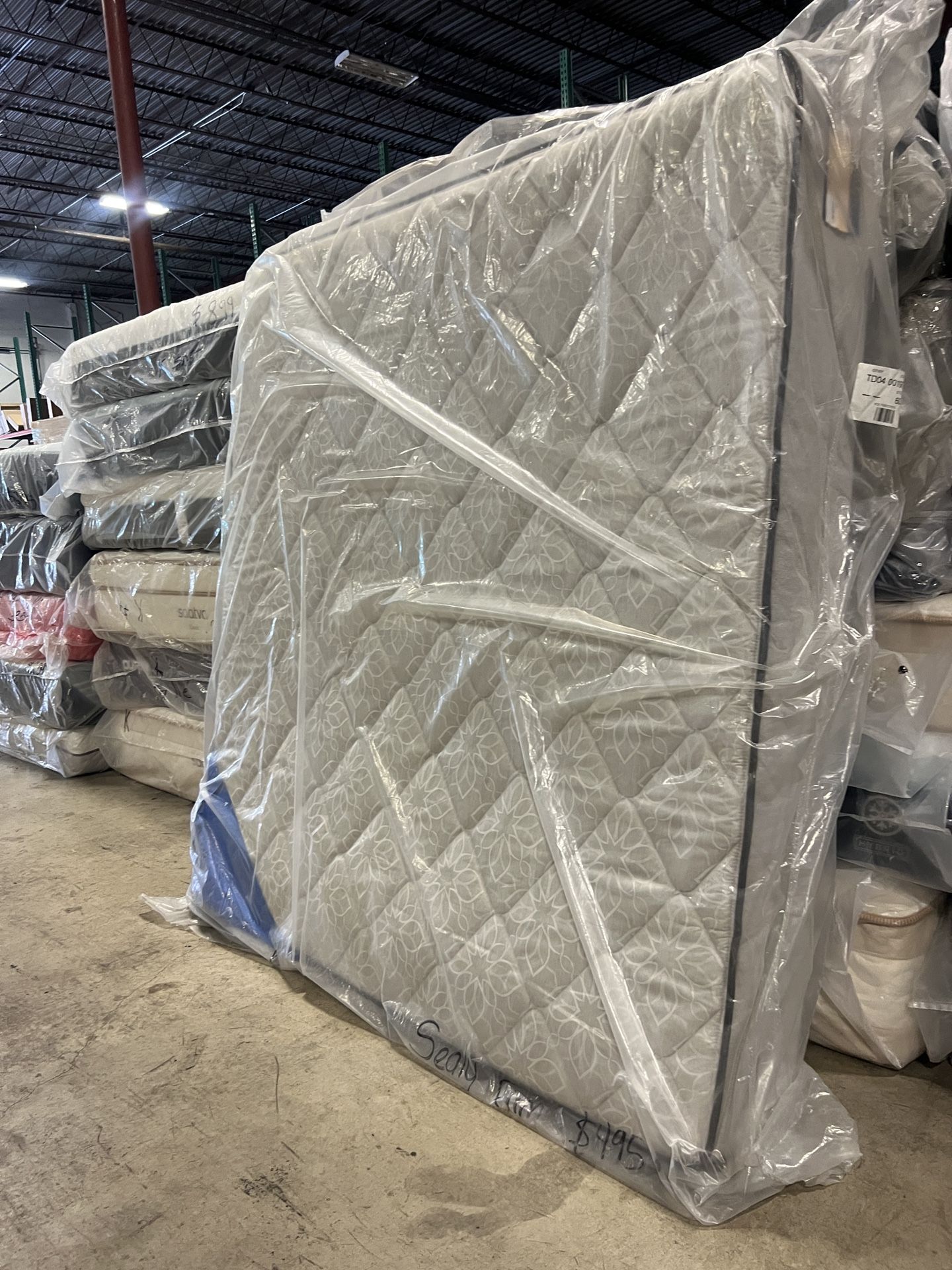 SALE 💥King Mattress Sealy 💥