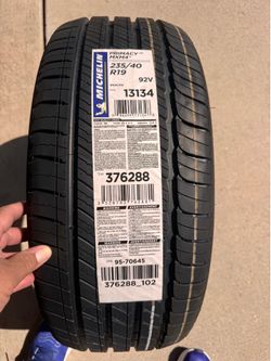 MICHELIN PRIMACY MXM4 235/40 R19 92V