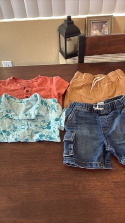 Boys clothes, size 3 good condition located in Riverside