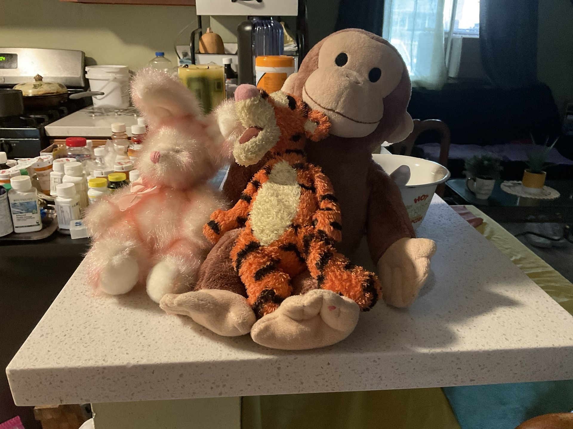 Three. Stuffed animals.