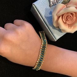 Stunning Yellow Gold Plated Green Crystal Bracelet 