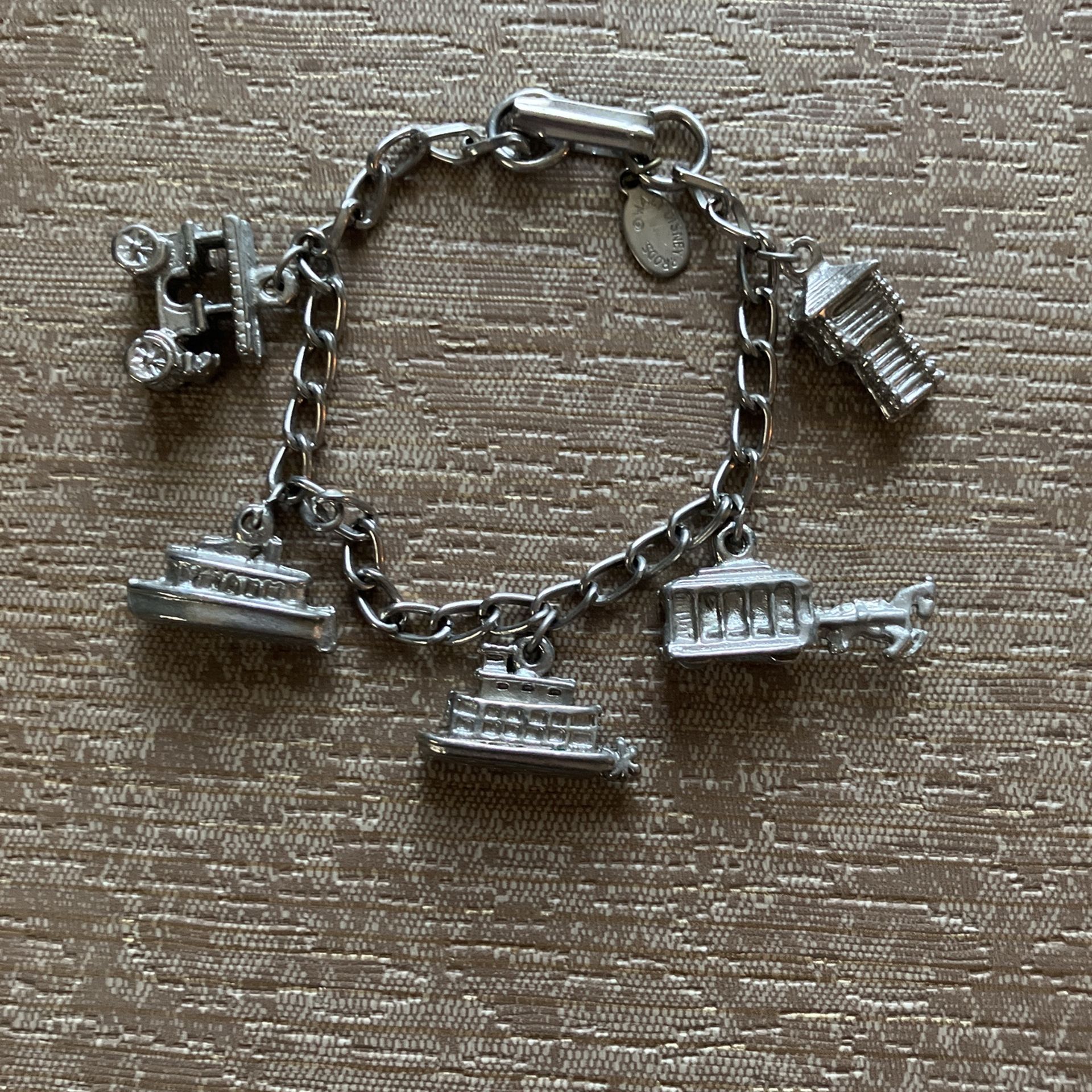 Vintage Rare Walt Disney Production Children Charm Bracelet