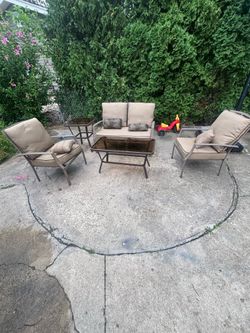 Patio set very good condition