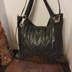 Vince Camuto VC Riley