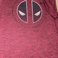 Like New. Mens XL Athletic Shirt