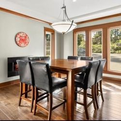 Dining Room Table With Chairs