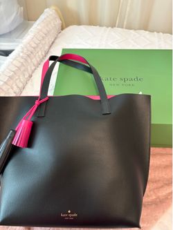 Beautiful Kate Spade Tote Bag.  $55.00