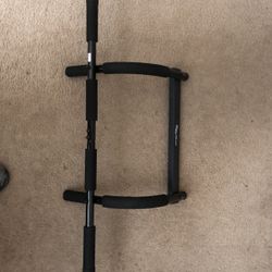 Pull Up Bar