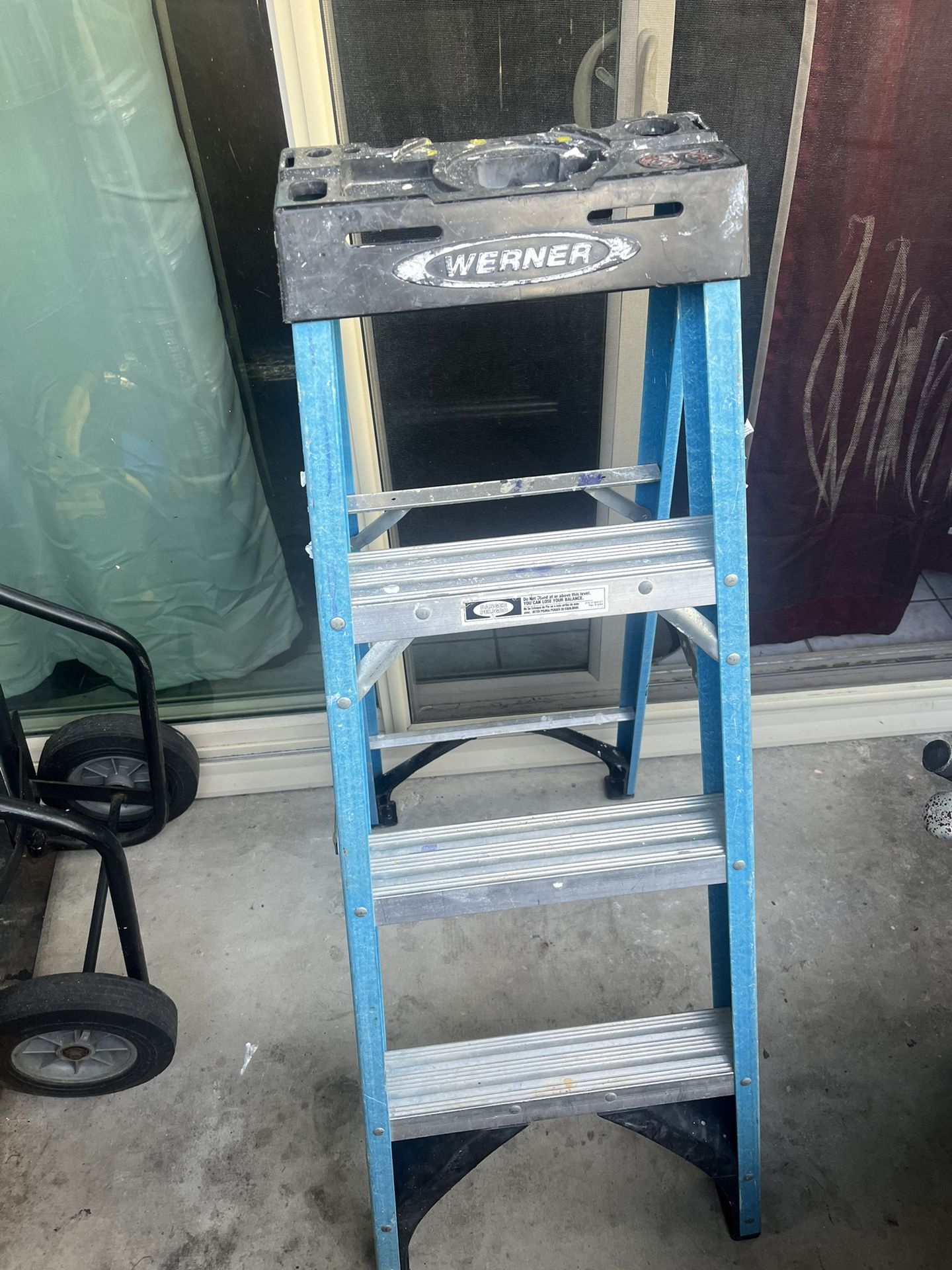 Werner 4ft Fiberglass Step Ladder