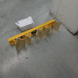 4.0 Door Hinges 